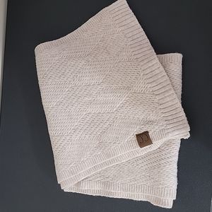 C.C. Scarf